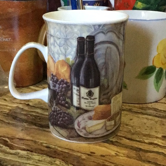 ASHDENE OF AUSTRALIA INTERNATIONAL COLLECTION FINE BONE CHINA MUG - Picture 4 of 8